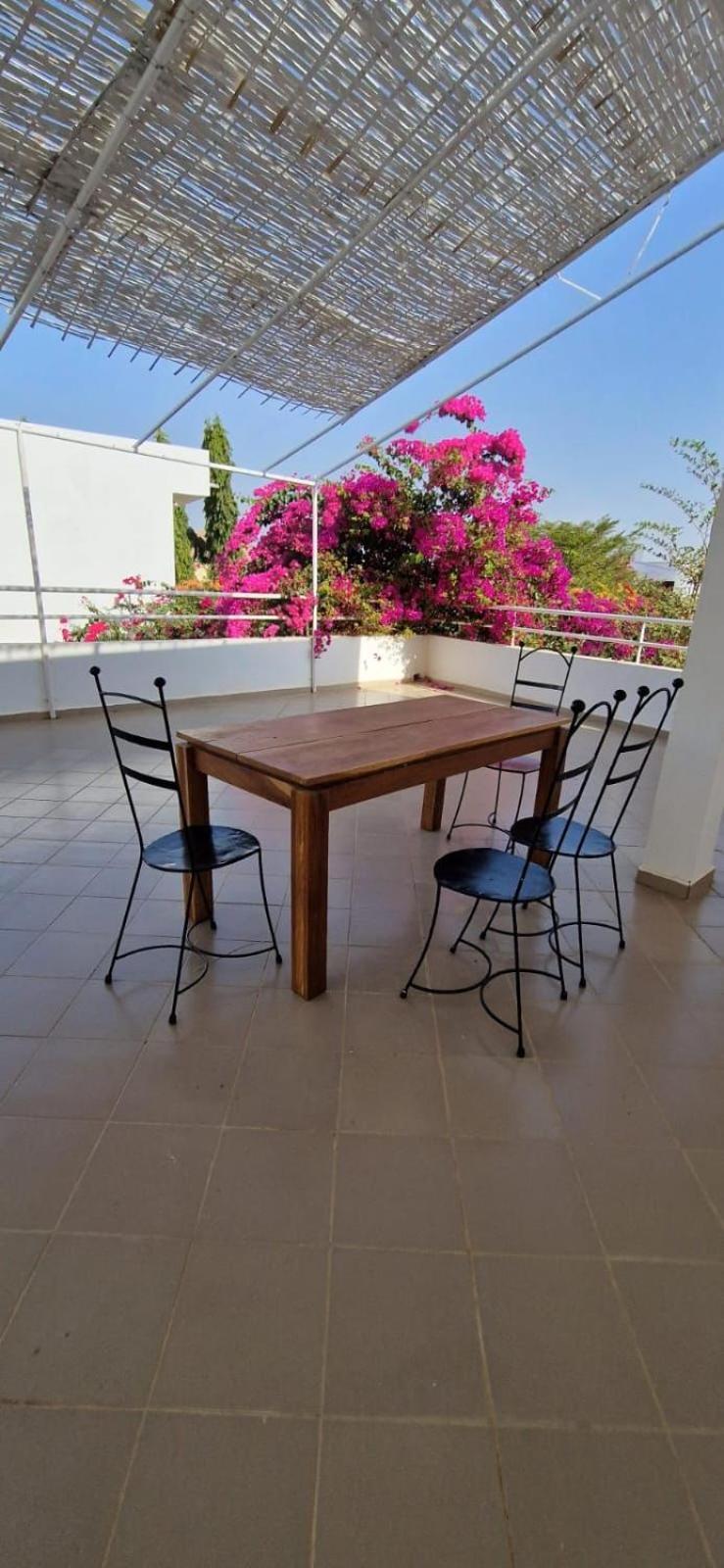 סומון Villa Saraba מראה חיצוני תמונה