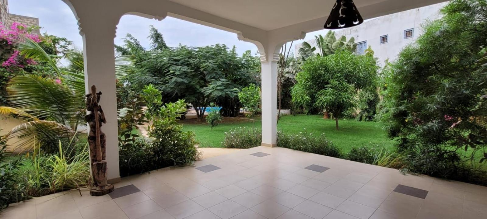 סומון Villa Saraba מראה חיצוני תמונה